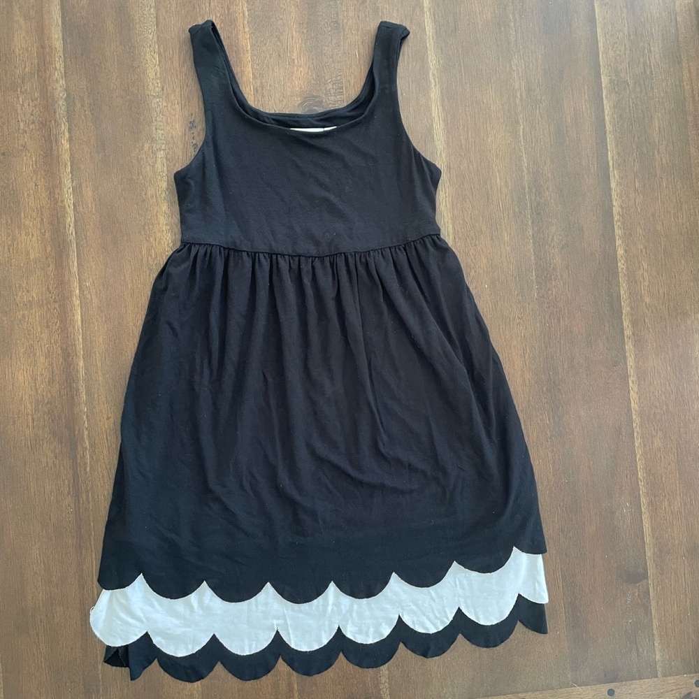 Sister Sam’s boutique girls scalloped black white dress size 10